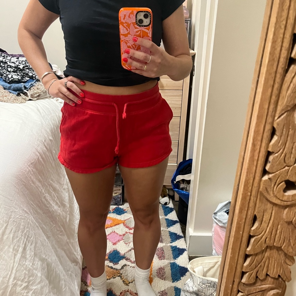 Aritzia Red TNA Shorts 🍒